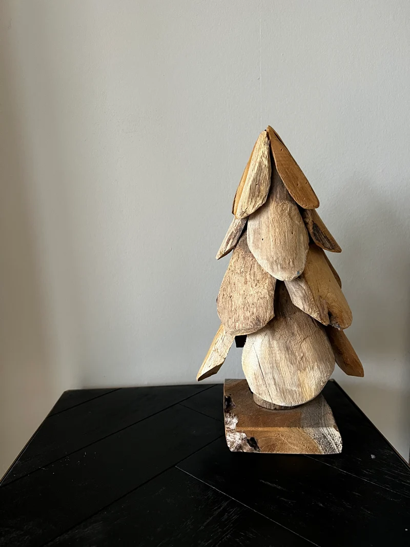 Houten teak kerstboom - 28 cm hoog