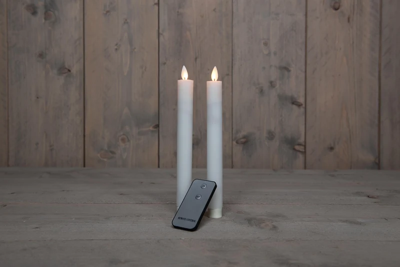 DINERKAARS B.O. 2ST WIT RUSTIEK WAX 23CM BEWEGENDE VLAM MET AFSTANDSBEDIENING 2X2AAA