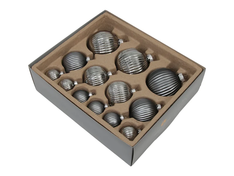 w/b. 13 assorted ribbed balls combi pigeon 4/6/8 cm