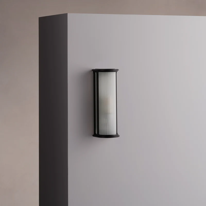 Small Bank Wall Light - Bronze