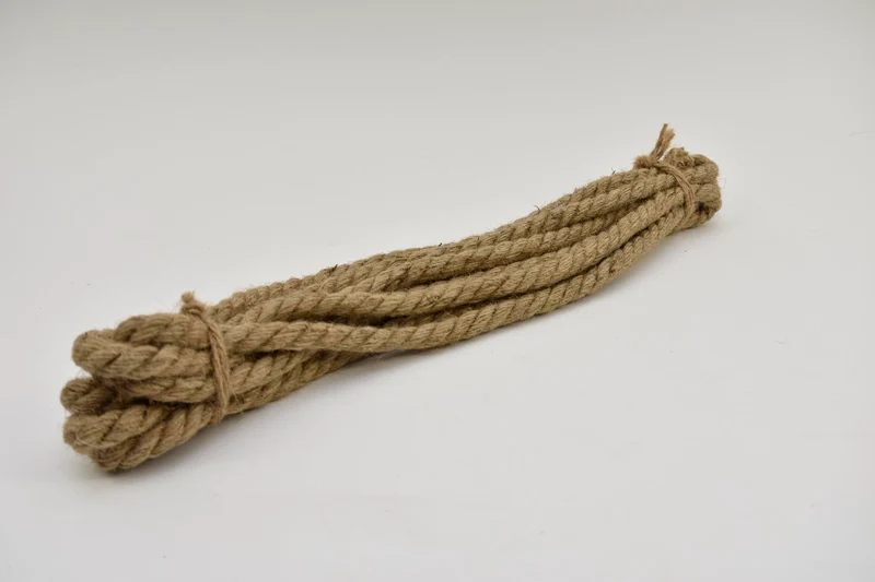Jute touw 1cm dik bundel a 600cm naturel