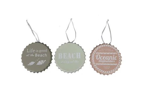 Metal bottlecap hanger 11x11x1.3cm 3pc Mixed