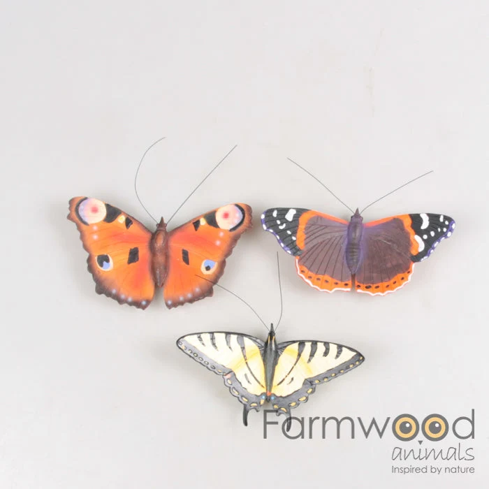 VLINDER WAND 3 ASSORTIE 16X3X10 CM