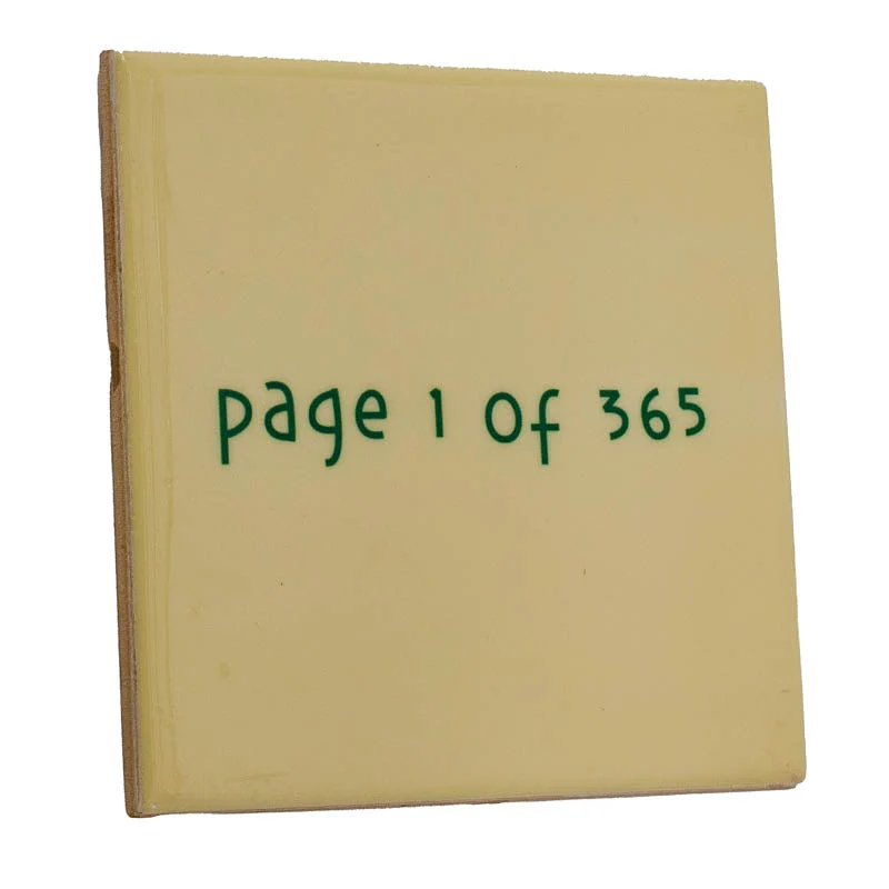 Tegeltje page 1 of 365 10,5x10,5x0,5cm keramiek