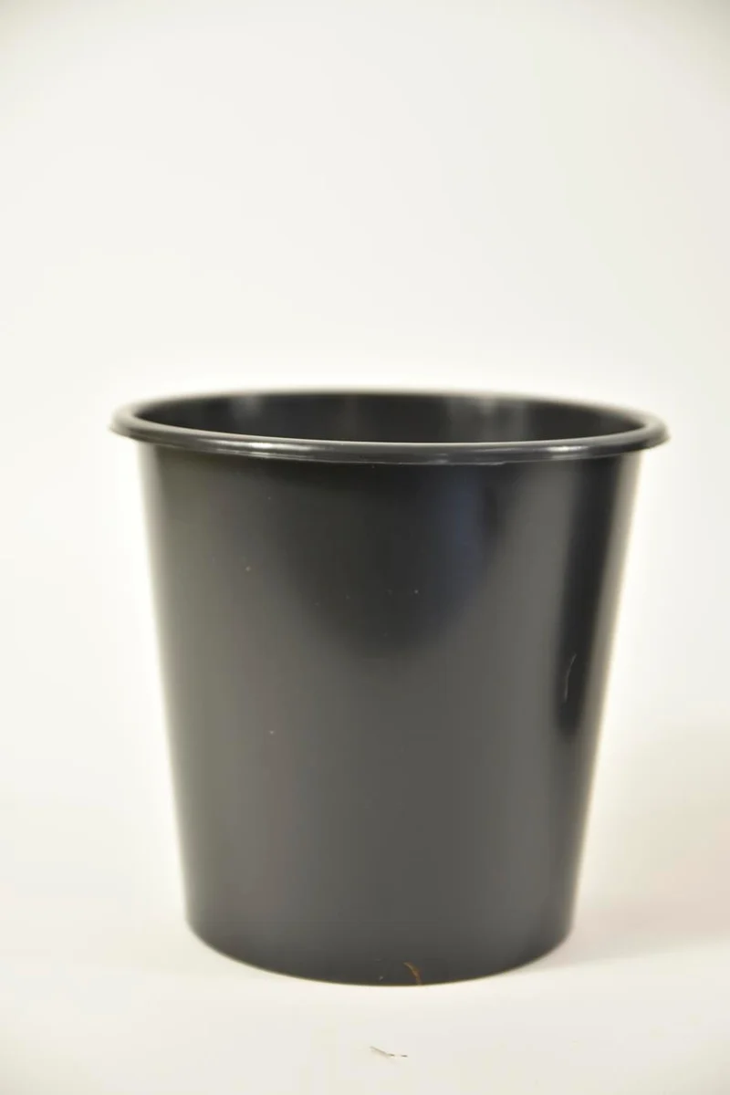 Bloemenemmer zwart Konika 3 liter