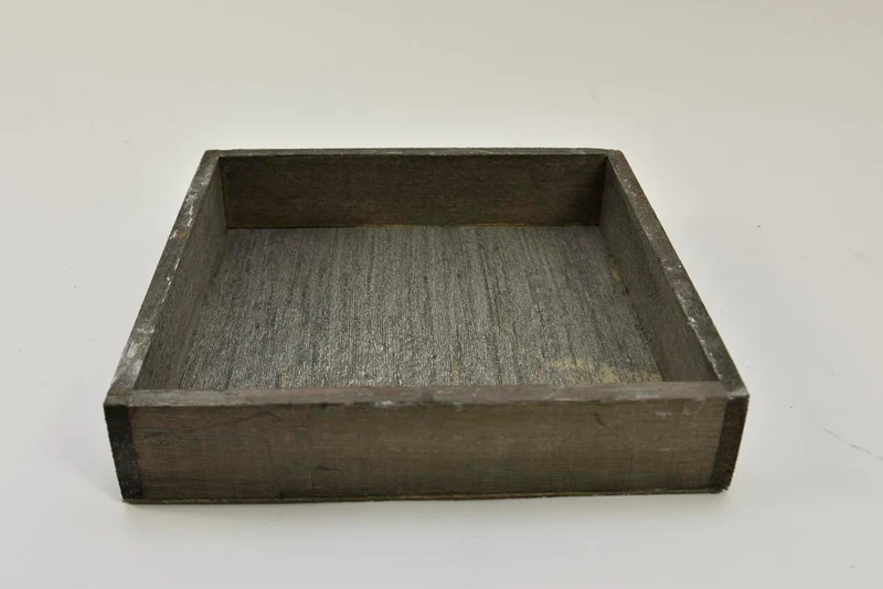 Houten tray vierkant grey-wash 20x20x4cm