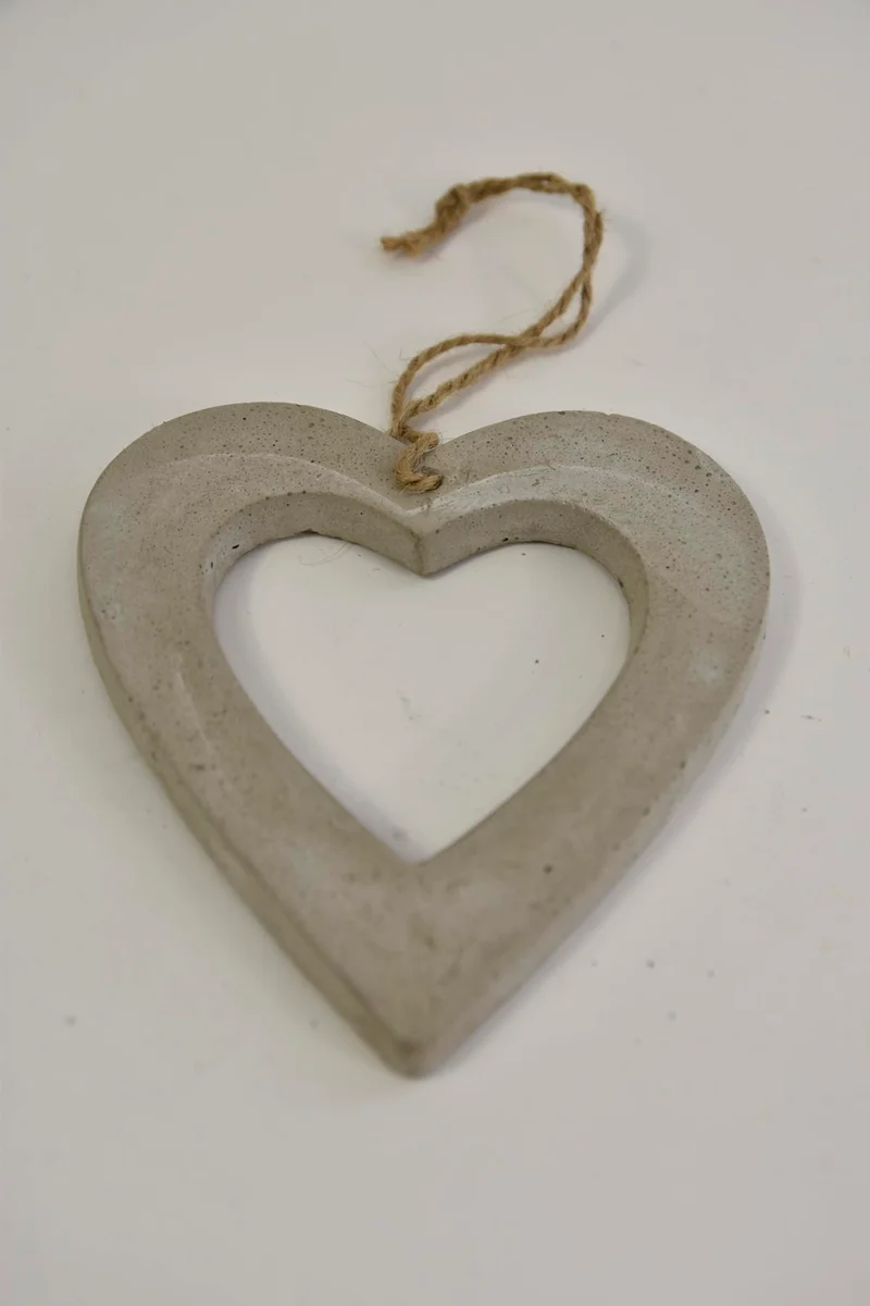Heart hanging cement lgt grey L14.5W13.5H1cm