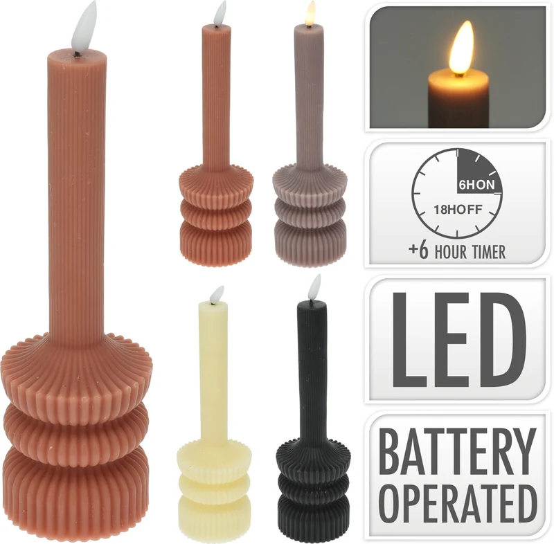 LED KAARS D7 H22CM GERIBBELD 4 ASSORTIE KLEUR EXCL 2X AAA