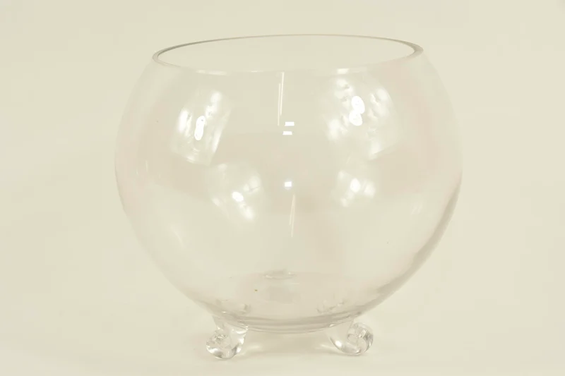 BOWLVASE/FOOT GLASS D16X19,5H TRANSPARANT