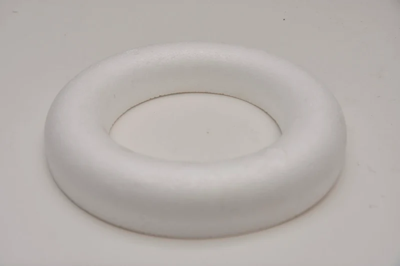 RING Ø 25 x 5 cm half rond styropor