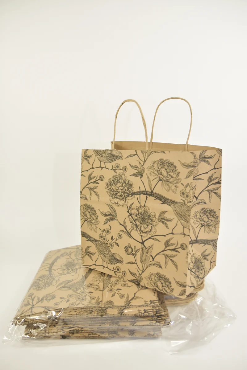 Draagtas ''ABBY'' kraft 26x16x27cm 25 stuks gedraaid handvat