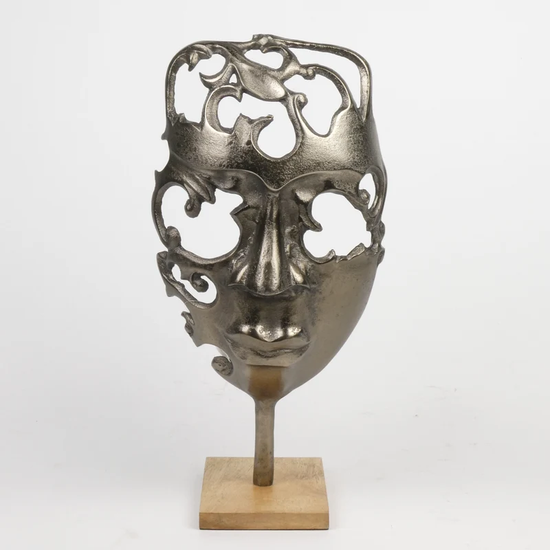 Aluminium sculptuur ''Face'' Antiek Nikkel 23x10x45cm op man