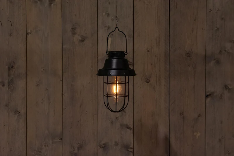 SOLAR RETRO STORMLAMP ZWART-GOUD 16,5X24,5CM