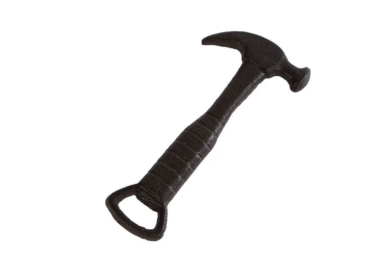 Bieropener "Hamer" roest gietijzer 17,5x8,5x1,2cm