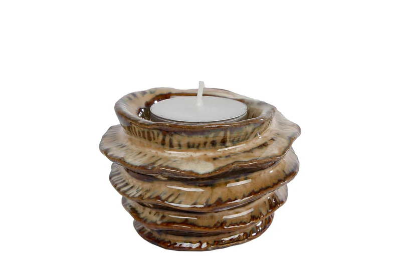 Theelichthouder "Solange" beige aardewerk 8x8x5,4cm