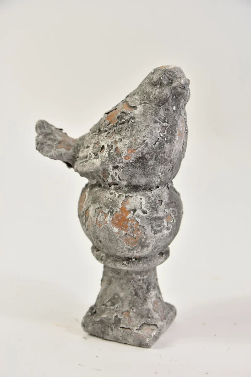 Vogel op pilaar ''Raw'' 12x8x22cm Grey