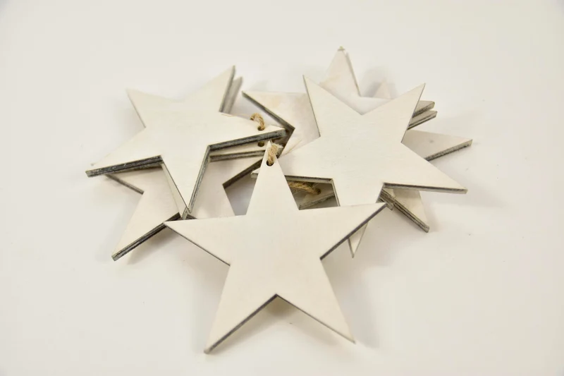 Bundel a 8 houten sterren 9,5cm white
