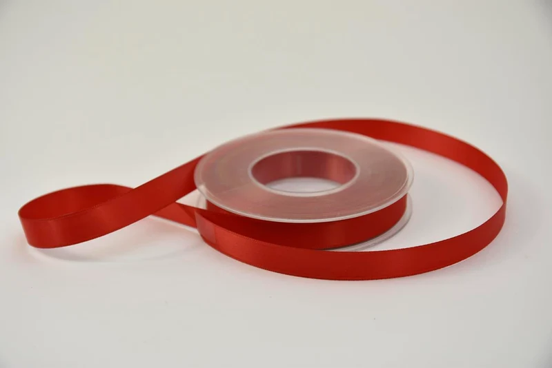 Satijnlint 15 mm x 25 mtr rood