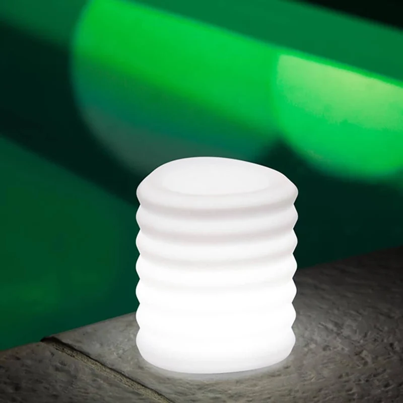 Akku-Lampion aufhängbare LED-Designleuchte mit App-Steuerung