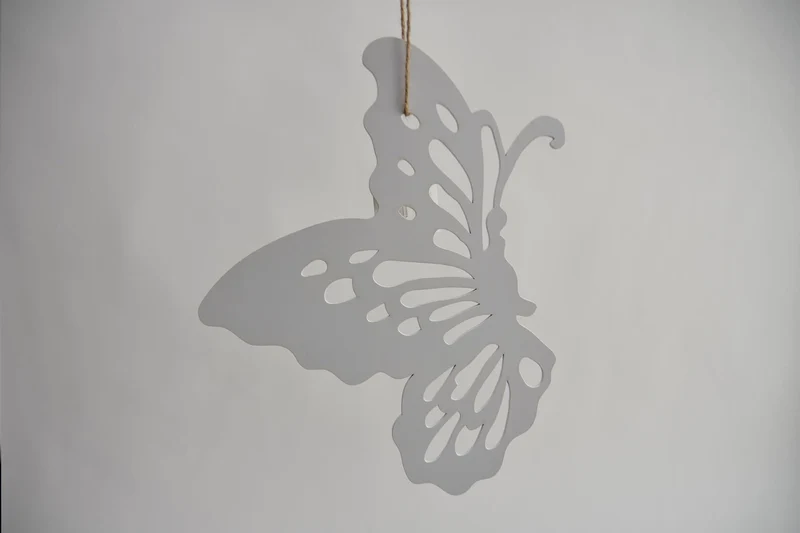 vlinder 25x30cm wit lasercut