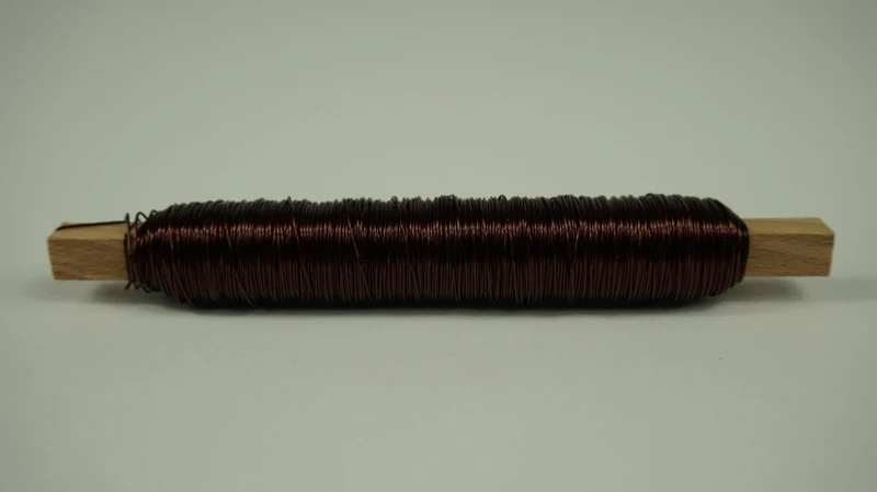 Klosje draad d en d gekleurd brandy