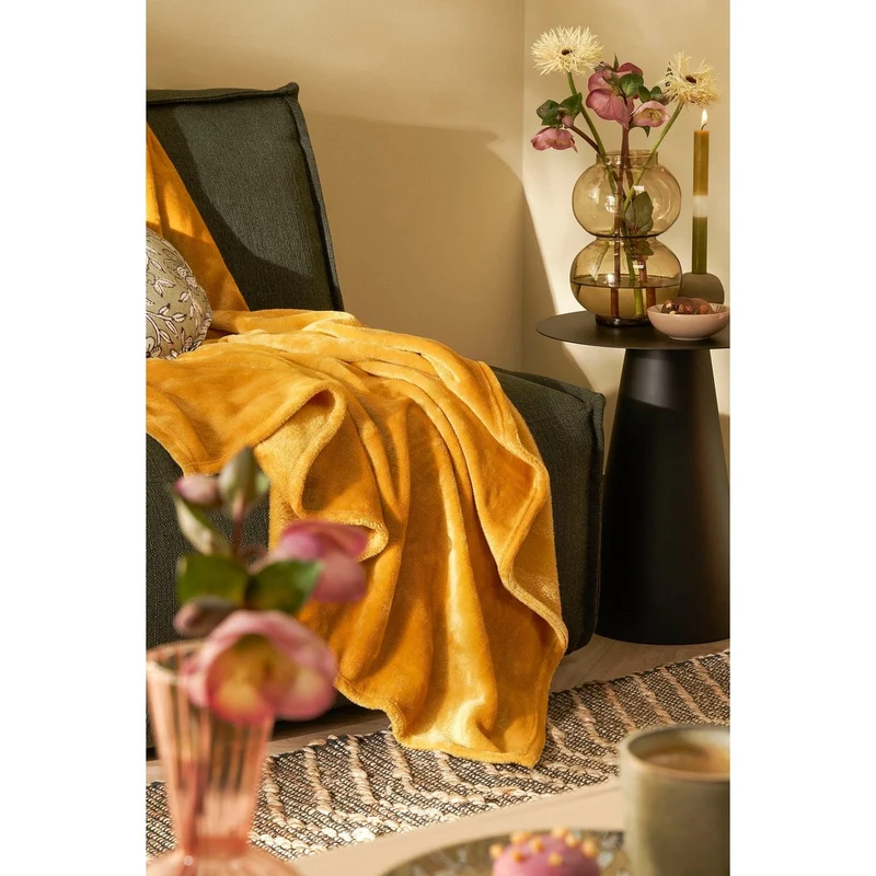 Fleece plaid Famke geel, 130 × 180 cm