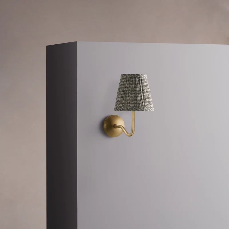 Malvern Small Wall Light Pleated Moss Green – Antique Brass