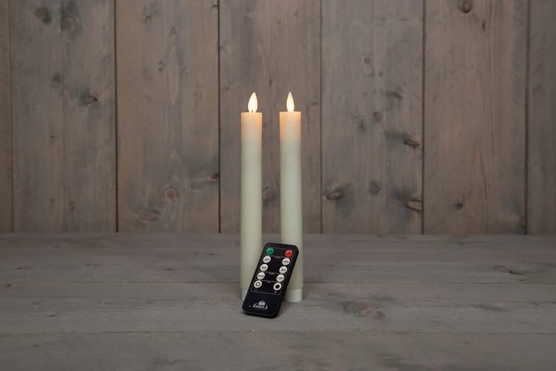 2 pc's Flameless Led Ivory Taper Candles - Batterij bediend met afstandsbediening