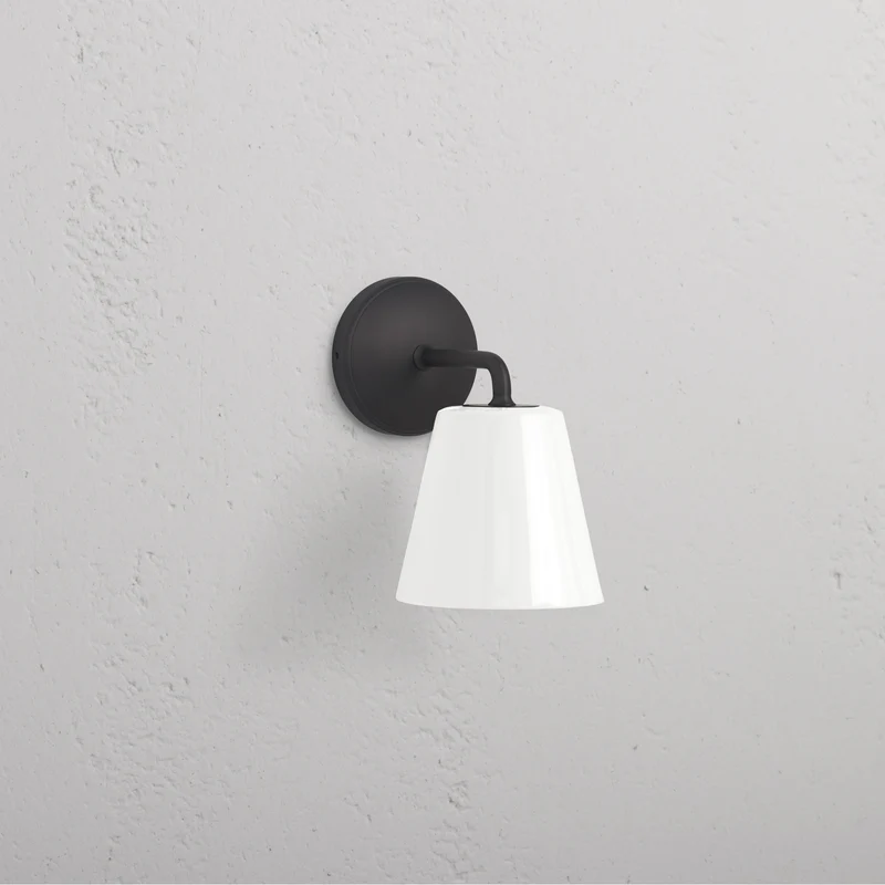 Richmond Medium Wall Light Fine Porcelain – Bronze