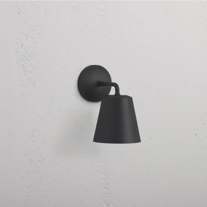 Richmond Medium Wall Light – Bronze
