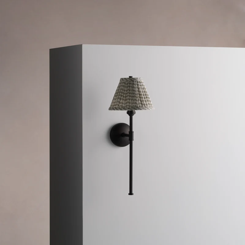 Cotswold Wall Light Pleated Moss Green – Bronze
