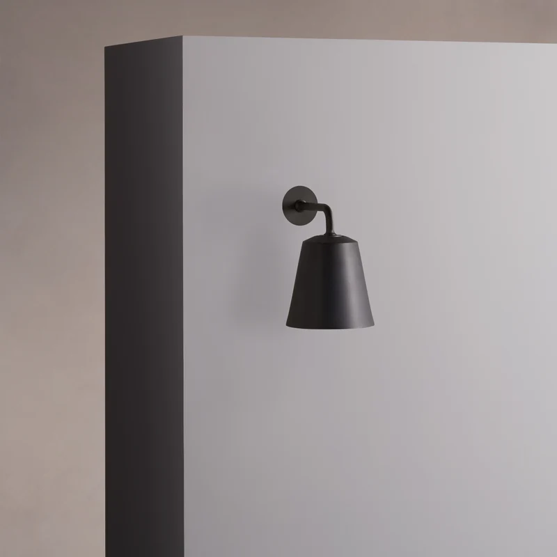 Richmond Small Wall Light – Bronze
