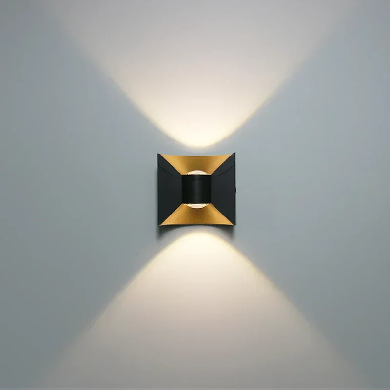 LumiereMurale Wandlamp - Stijlvolle LED Buitenverlichting voor Uw Tuin