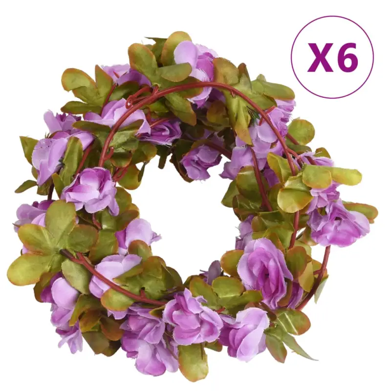 Kransen en Slingers met Bloemen voor een Romantische Kerstsfeer