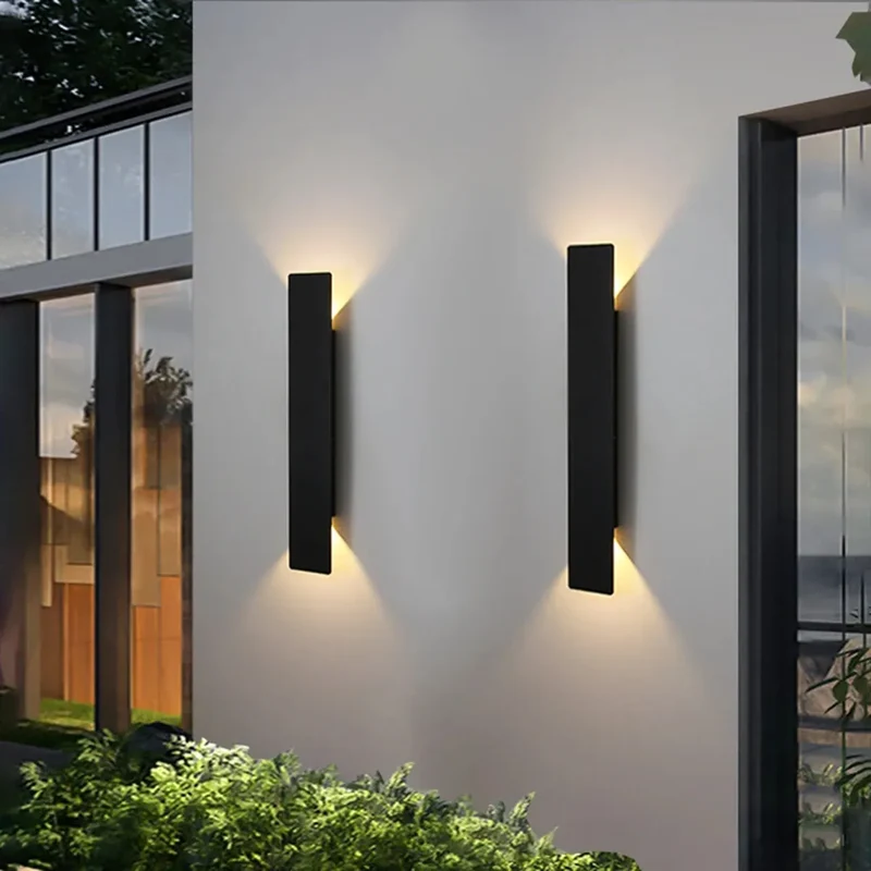 Up-and-Down Lighting LED Outdoor Wall Light - Aluminum Body, IP65 Waterproof