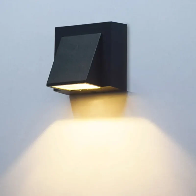 Waterproof LED Outdoor Wall Light - Aluminum Body, 5W, IP65, Modern Design
