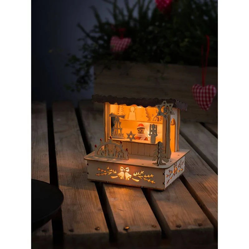 LED Holzsilhouette naturfarben Marktstand mit braunem Dach 3 Warmweiße Dioden batteriebetrieben
