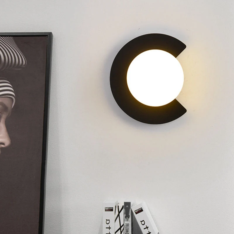 Minimalistische Wandlamp van Glas en Metaal – Zwart of Goud