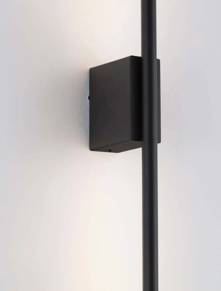 Tien LED Wandleuchte Mittig Ausgerichtet 3000K Schwarz IP44