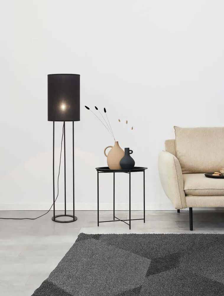 Leith Stehlampe Schwarz