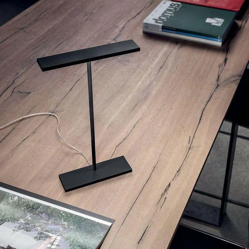 Dublight C tab LED-Tischleuchte