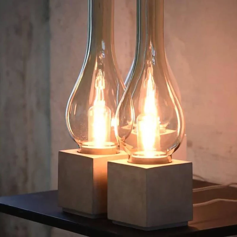 Karman Amarcord Tischlampe