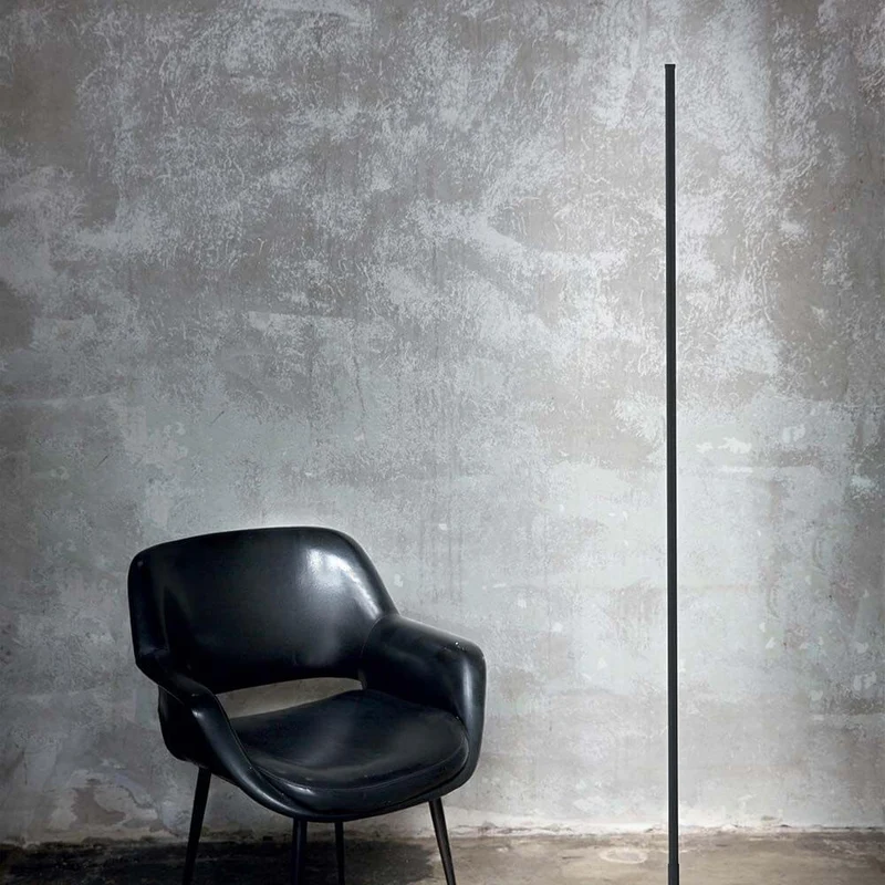 Yoko LED Stehleuchte Metall