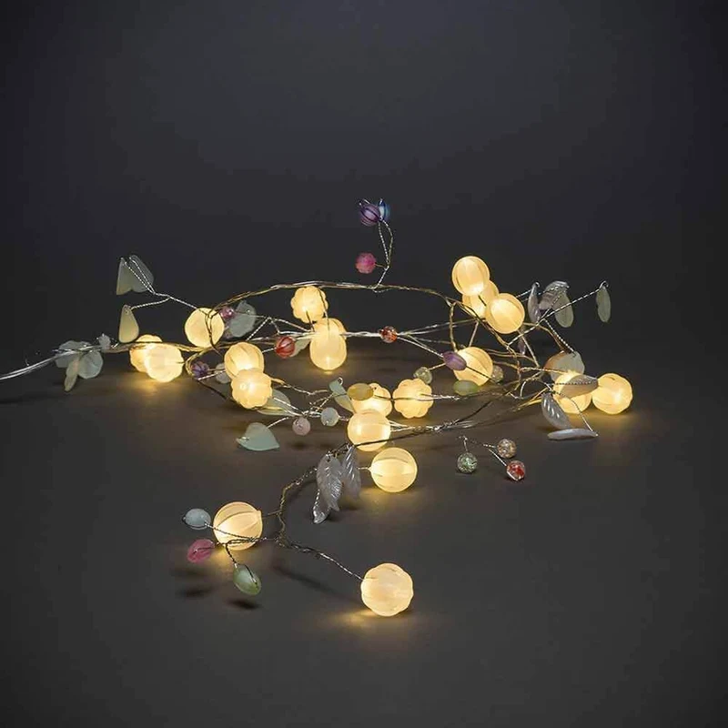 LED Lichterkette mit Dekoblättern 6h Timer batteriebetrieben