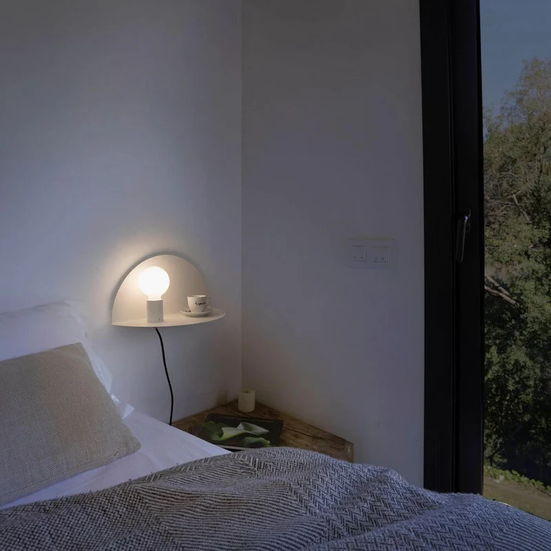 Wandleuchte Nit Weiß mit Ablagefläche