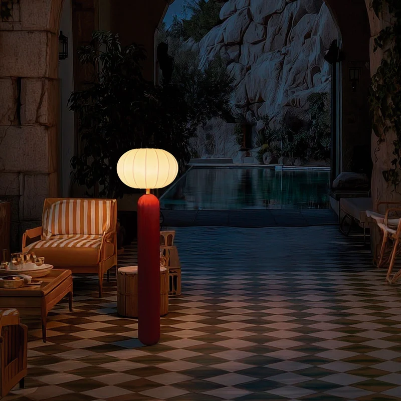 RACHEL SOLAR STAANDE LAMP