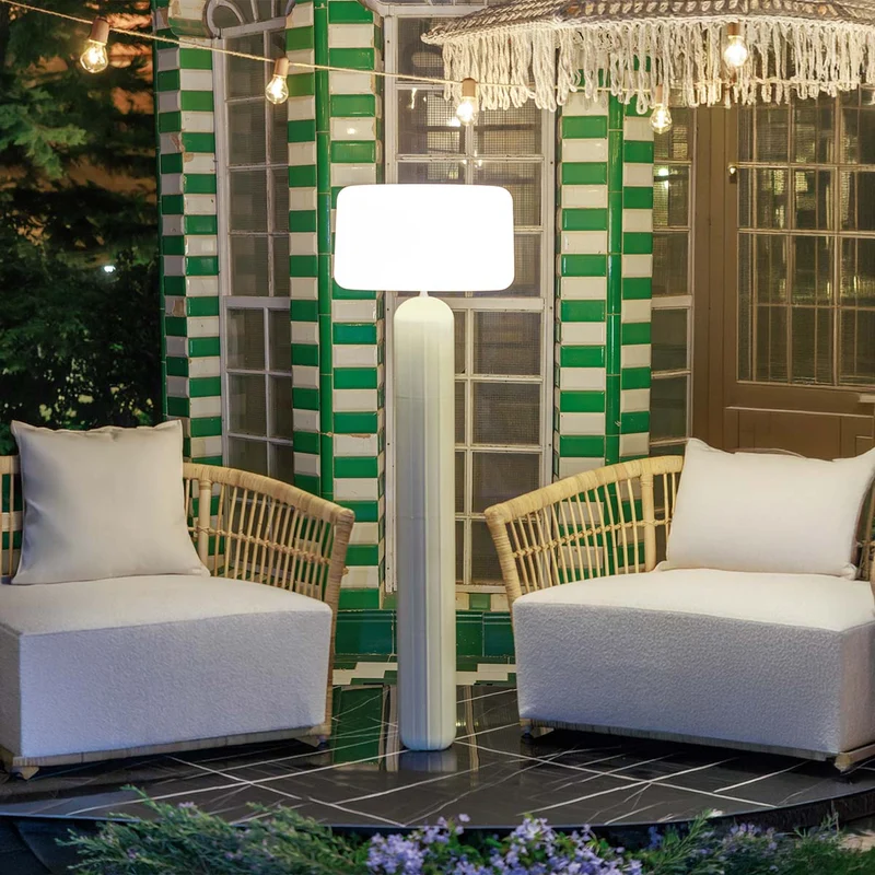 PHOEBE SOLAR STAANDE LAMP