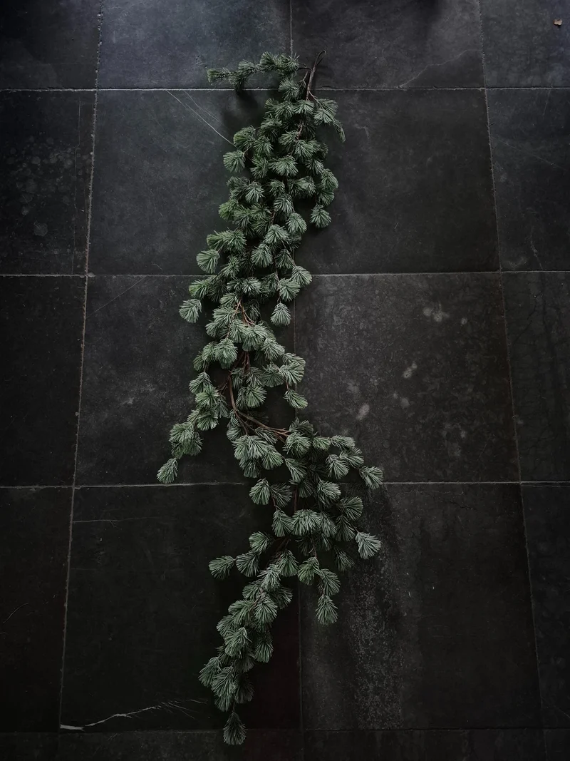 Larix kunstslinger guirlande real touch - 175 cm