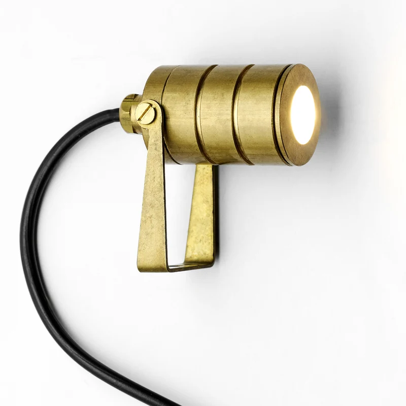 Novatrade Lighting Zapa Native Shoot Yoke Floor Spotlight