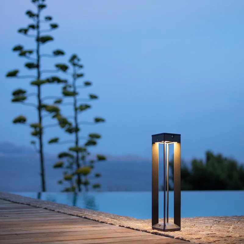 Les Jardins Blade Solar Bollard